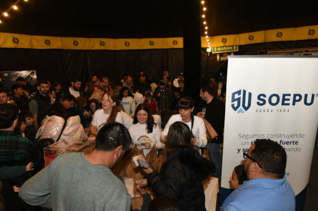 SOEPU regaló sonrisas en el Circo Mundial para festejar el Día del Niño