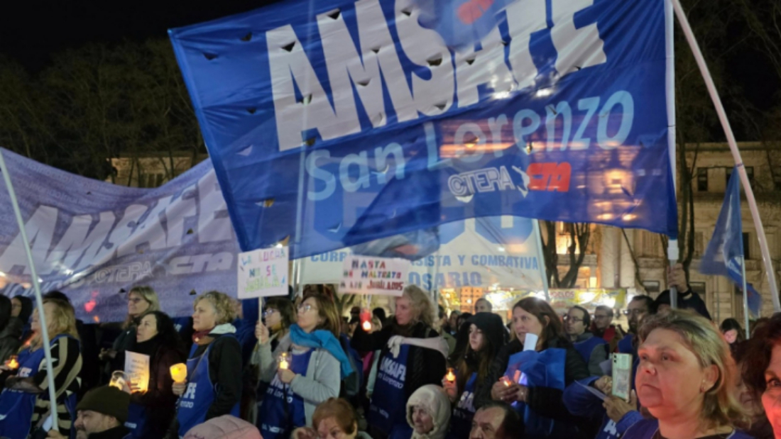Docentes participaron de la Marcha de las Antorchas en Rosario