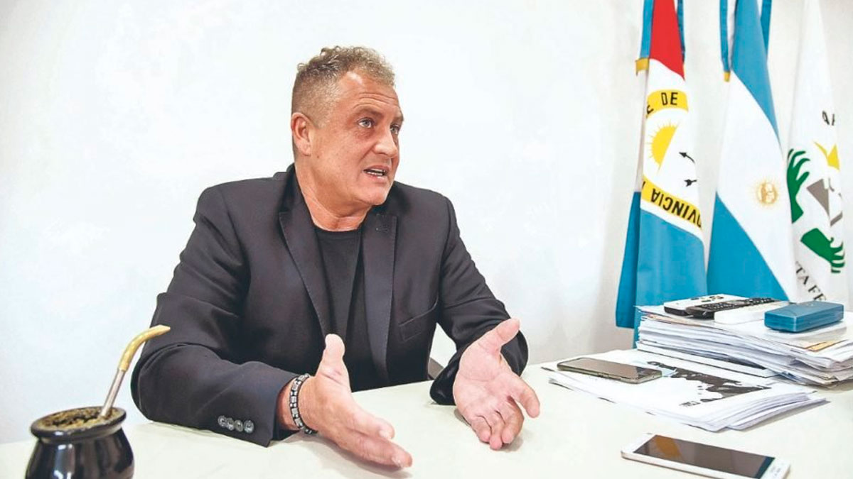 Cinalli descarta a más de 100 trabajadores en la Municipalidad de Capitán Bermúdez