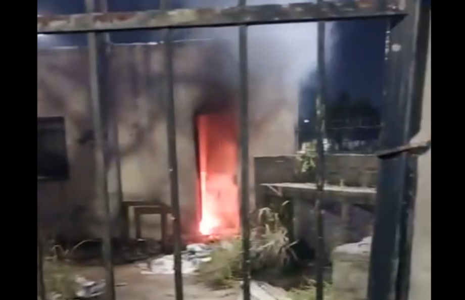 Principio de incendio en la capilla Nuestra Señora de la Medalla Milagrosa de San Lorenzo