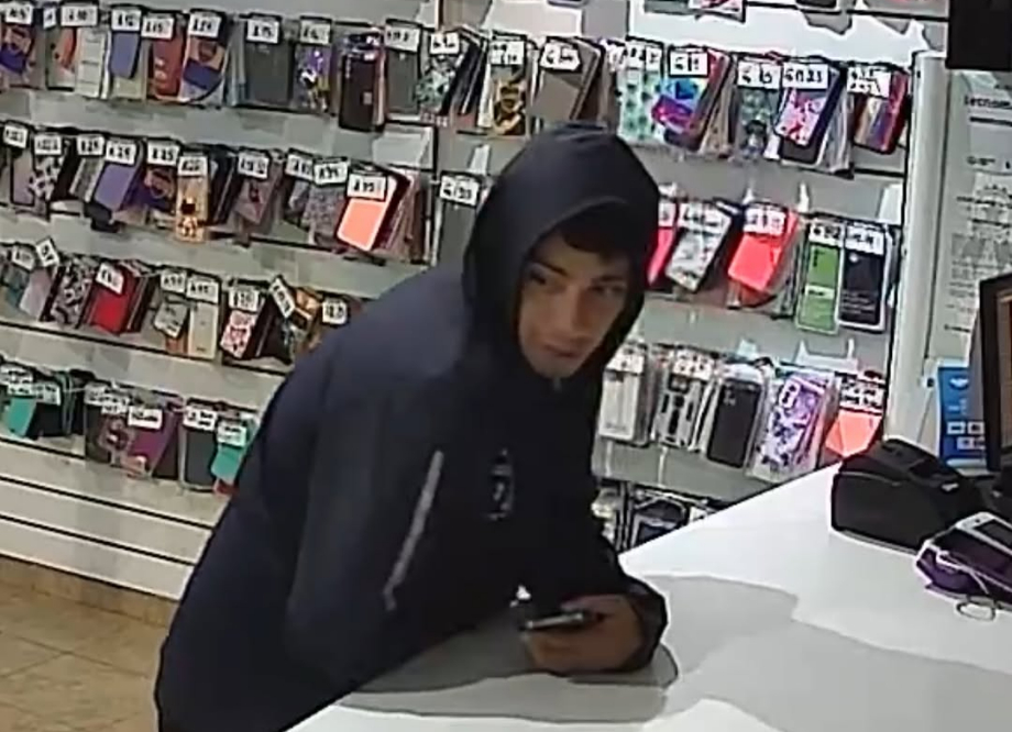 San Lorenzo: comerciante frustró un robo con gas pimienta en su local de tecnología