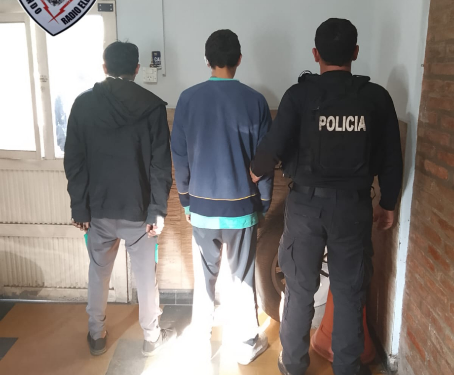 Fray Luis Beltrán: dos jóvenes demorados con herramientas de dudosa procedencia