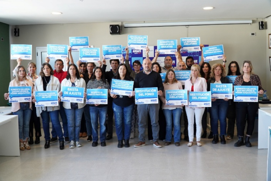 AMSAFE definió la continuidad del plan de lucha docente y se suma al paro nacional