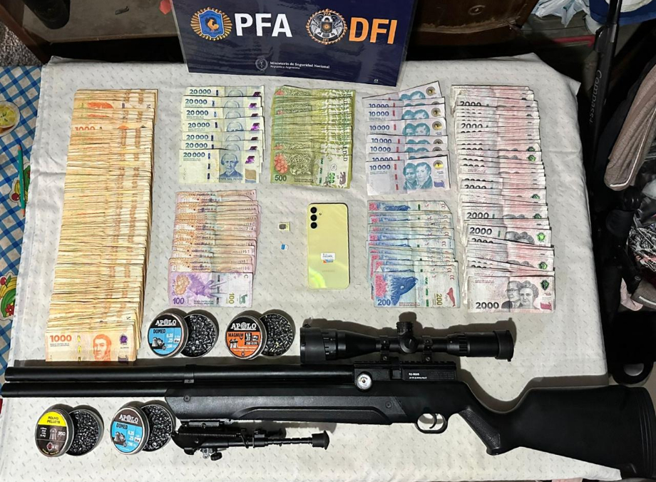 Megaoperativo en Villa Gobernador Gálvez y Rosario: 110 allanamientos contra tres organizaciones criminales