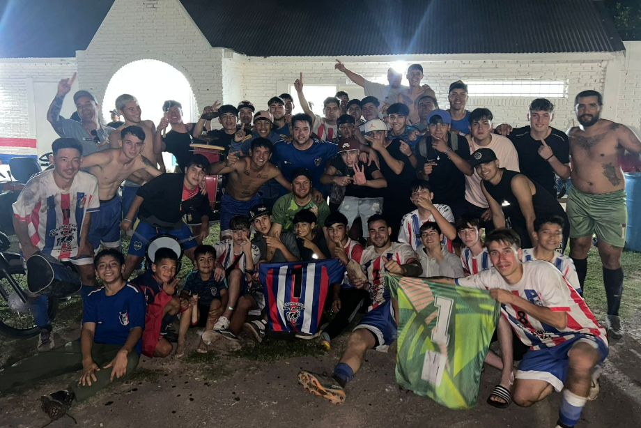 Liga Sanlorencina: Villa Felisa goleó y lidera tras el empate en el clásico de Bermúdez y la victoria de la Escuelita