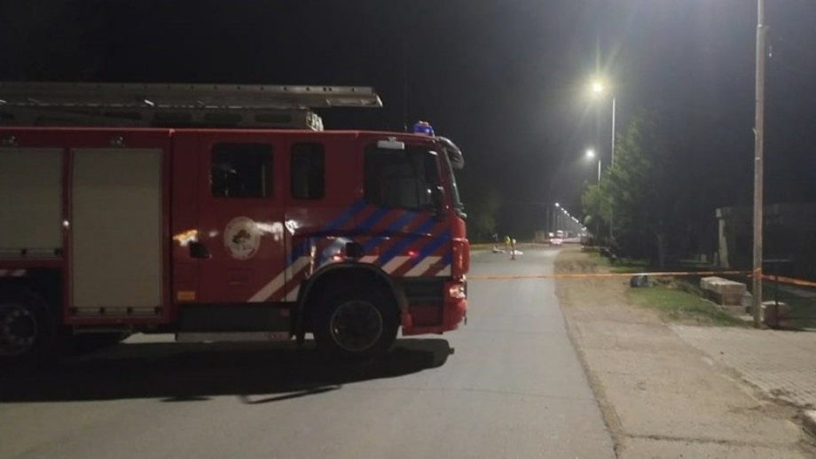 Oliveros: Una mujer de 40 años que circulaba en bicicleta murió atropellada por un camión en la ruta 11