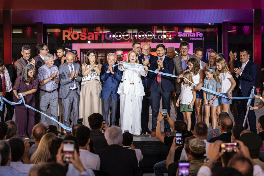 Pullaro inauguró el nuevo Aeropuerto de Rosario: “Hoy nos convertimos en la capital del interior de la República Argentina”