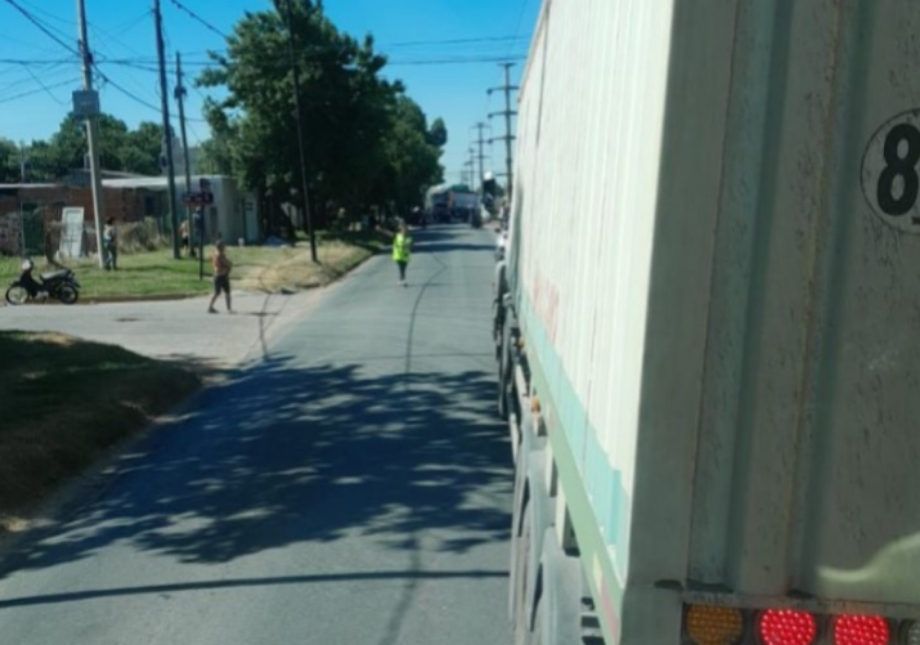 Grave accidente en Puerto General San Martín: una adolescente lucha por su vida