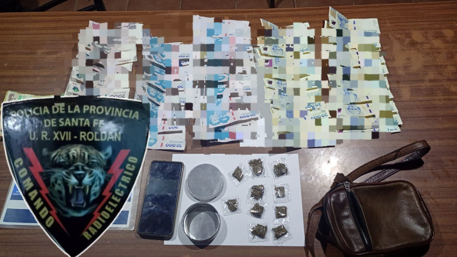 Roldán: secuestran marihuana y casi 600 mil pesos durante un patrullaje preventivo