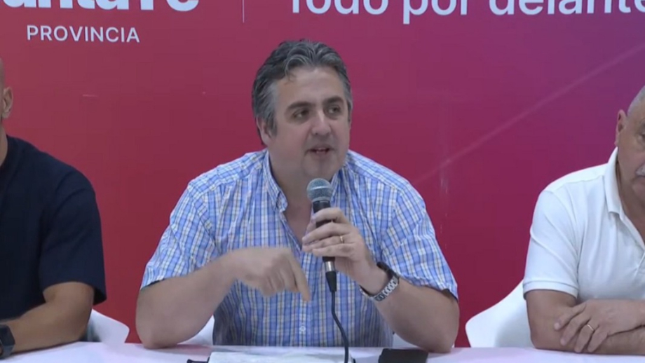 El Gobierno de Santa Fe redobla la apuesta: sanciones y pases a disponibilidad tras las protestas policiales