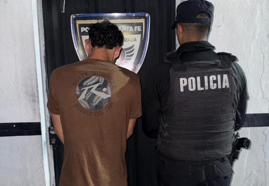 Detuvieron a un motociclista tras una peligrosa fuga por calles de San Lorenzo