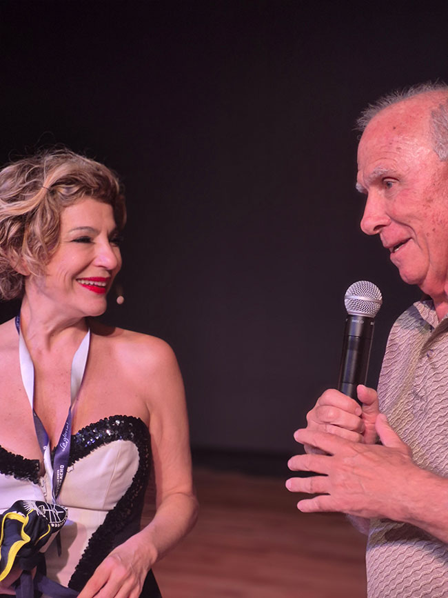 Puerto General San Martín celebró el 8M con dos exitosas noches de teatro en el Teatro Municipal