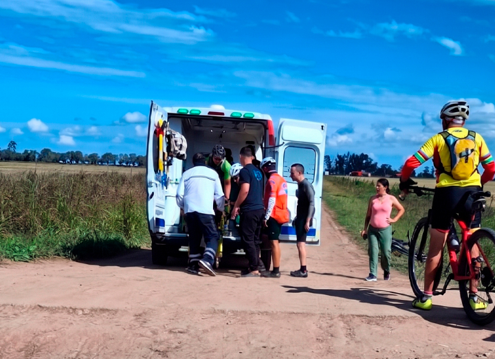 Tragedia en zona rural de Aldao: un ciclista rosarino falleció tras sufrir una descompensación
