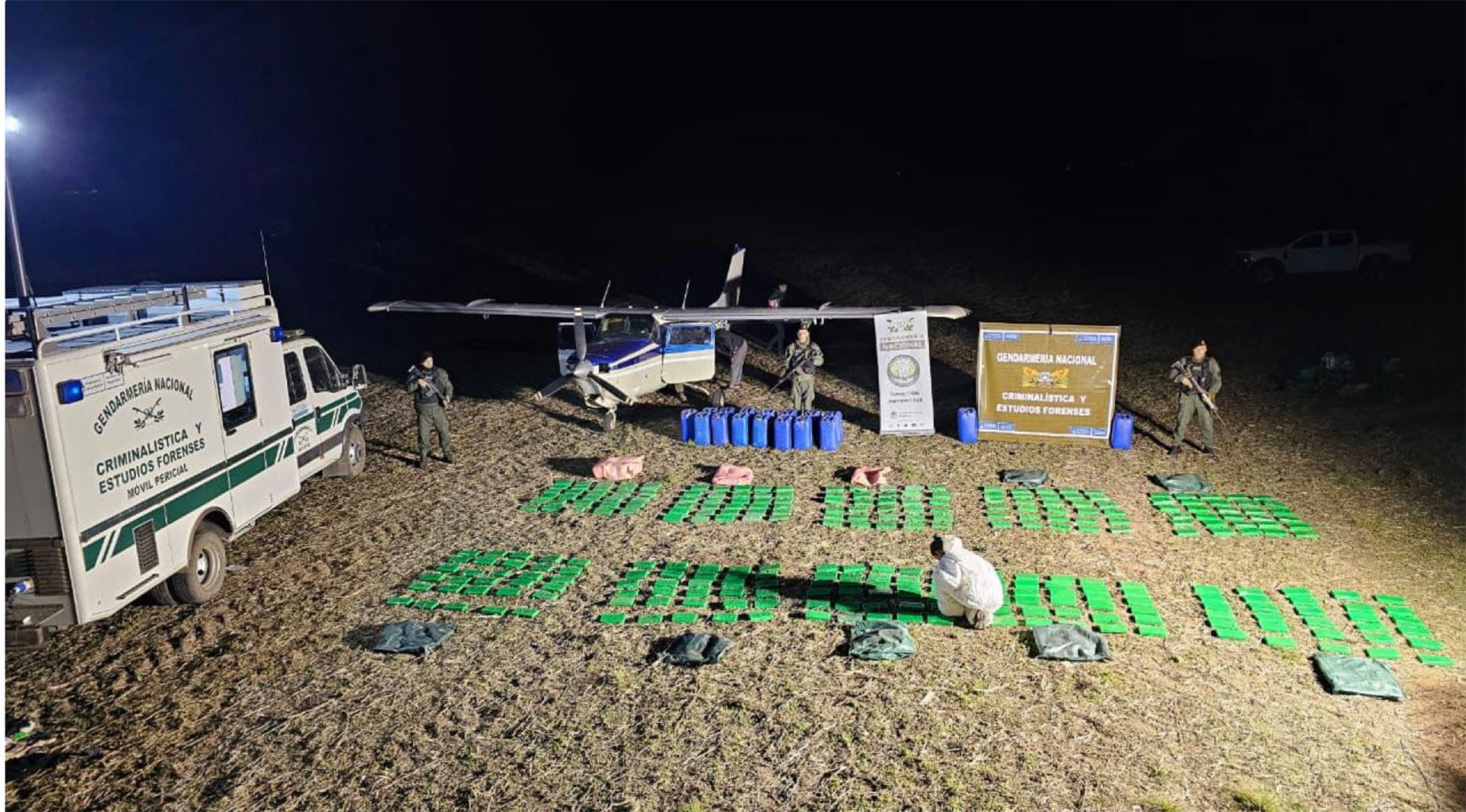 Cayeron tres personas vinculadas al avión narco