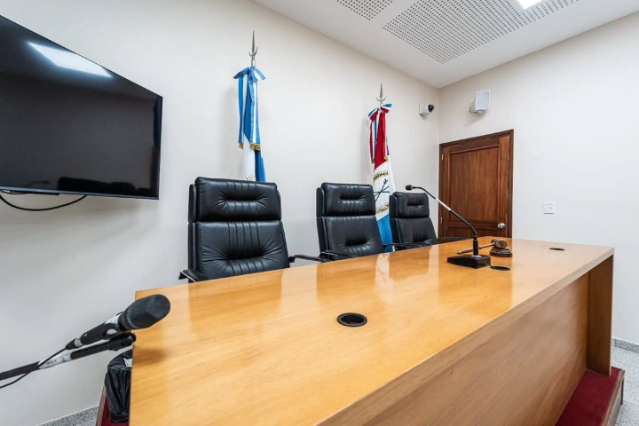 San Lorenzo: Dictaron prisión preventiva para una pareja por el crimen de un jubilado y venta de drogas