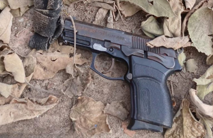 Capitán Bermúdez: Persecución, un herido y el secuestro de una pistola calibre .45 con munición de guerra