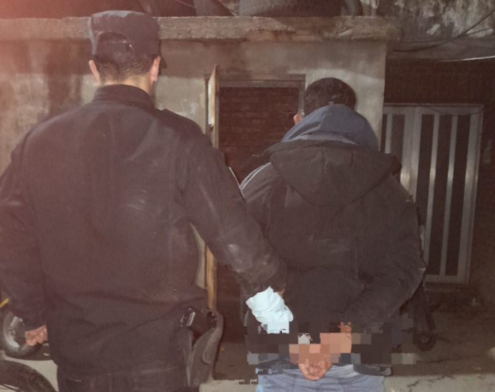 Roldán: Detenido tras intentar agredir a policías durante un control vehicular