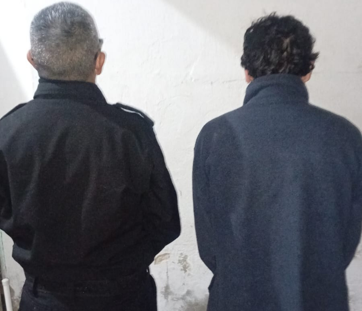 San Lorenzo: En un patrullaje preventivo, detienen a un joven con 16 dosis de cocaína 