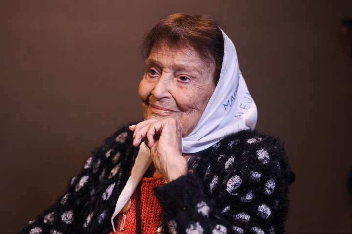 Murió Taty Almeida, histórica referente de los derechos humanos y presidenta de Madres de Plaza de Mayo Línea Fundadora