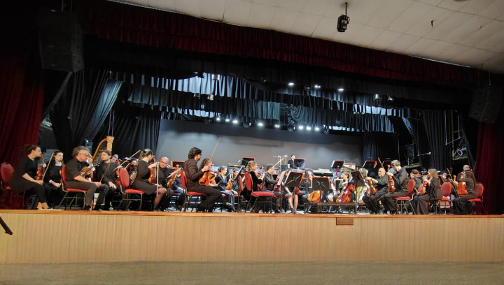 San Lorenzo vivió una noche mágica al ritmo de la Orquesta Sinfónica Provincial de Rosario