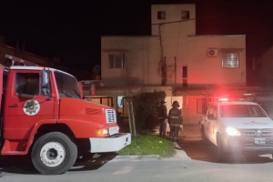 Principio de incendio en una vivienda de San Lorenzo: hubo daños en un dormitorio
