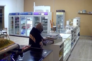 Fray Luis Beltrán: indignación y bronca por un robo en una panadería a plena madrugada