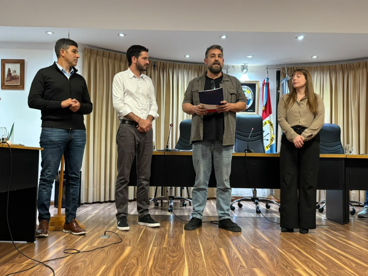 San Lorenzo: El Concejo Municipal declaró de interés municipal el libro “Por qué volver a Monteagudo”, de Germán Mangione