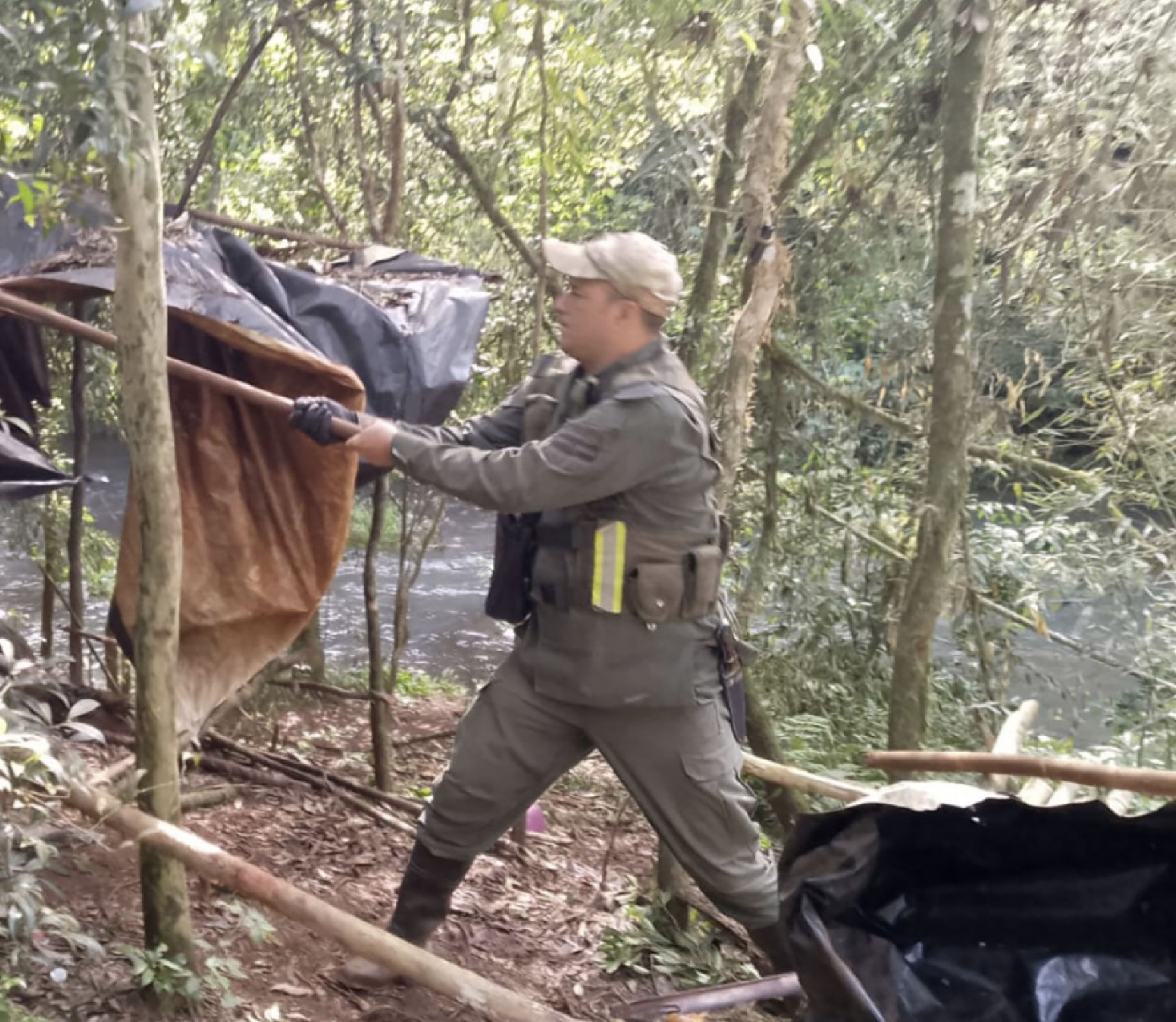 Misiones: Desmantelaron un campamento de cazadores furtivos en el interior de la Reserva de la Biosfera Yabotí