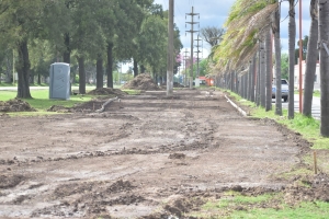 Puerto suma veredas y bicisendas sobre calle Córdoba