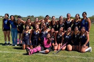 Las nuevas categorías de la Escuela Municipal de Hockey van por tres finales