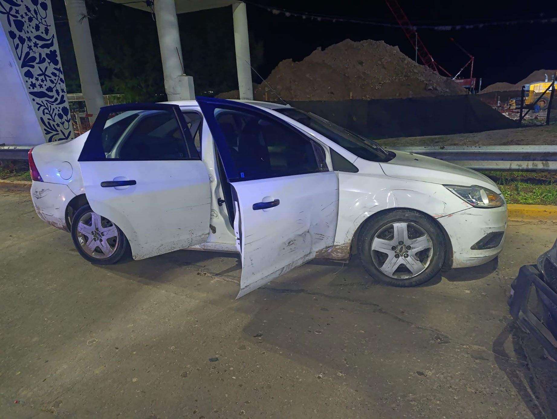 Persecución y detención cinematográfica: siete menores de Capitán Bermúdez aprehendidos tras huir en un auto robado