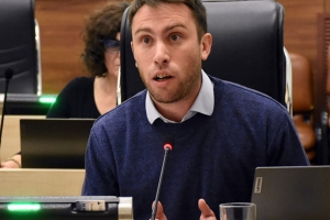 Joven sanlorencina inició una demanda laboral contra el concejal de Rosario Mariano Romero