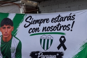Emotivo homenaje a César 