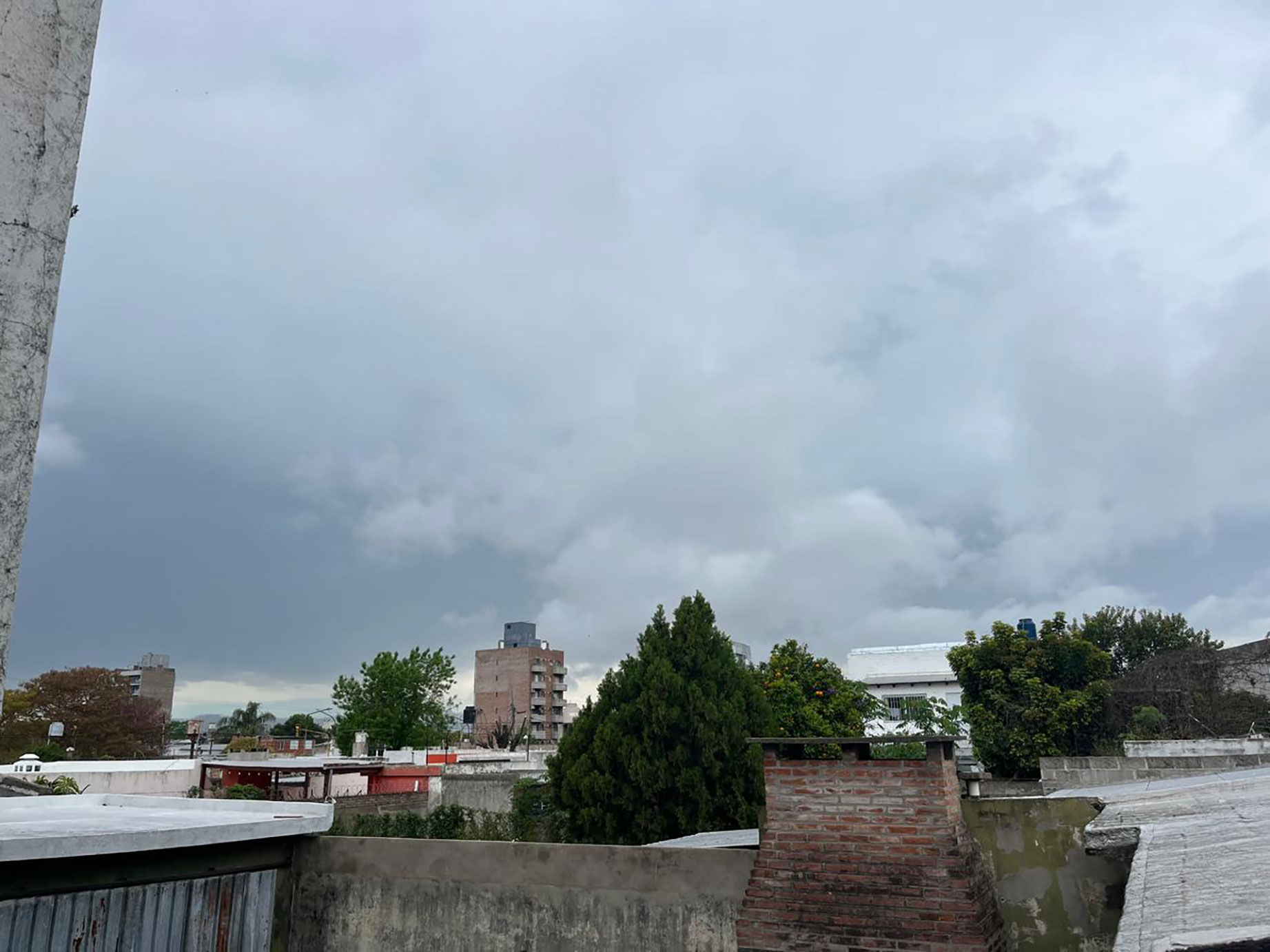 Octubre gris y fresco en la región: un bloqueo sobre el Atlántico prolonga los días sin sol