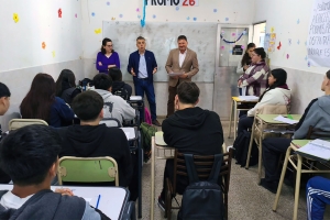 Alumnos de la Escuela N° 543 completaron la capacitación sobre inteligencia artificial