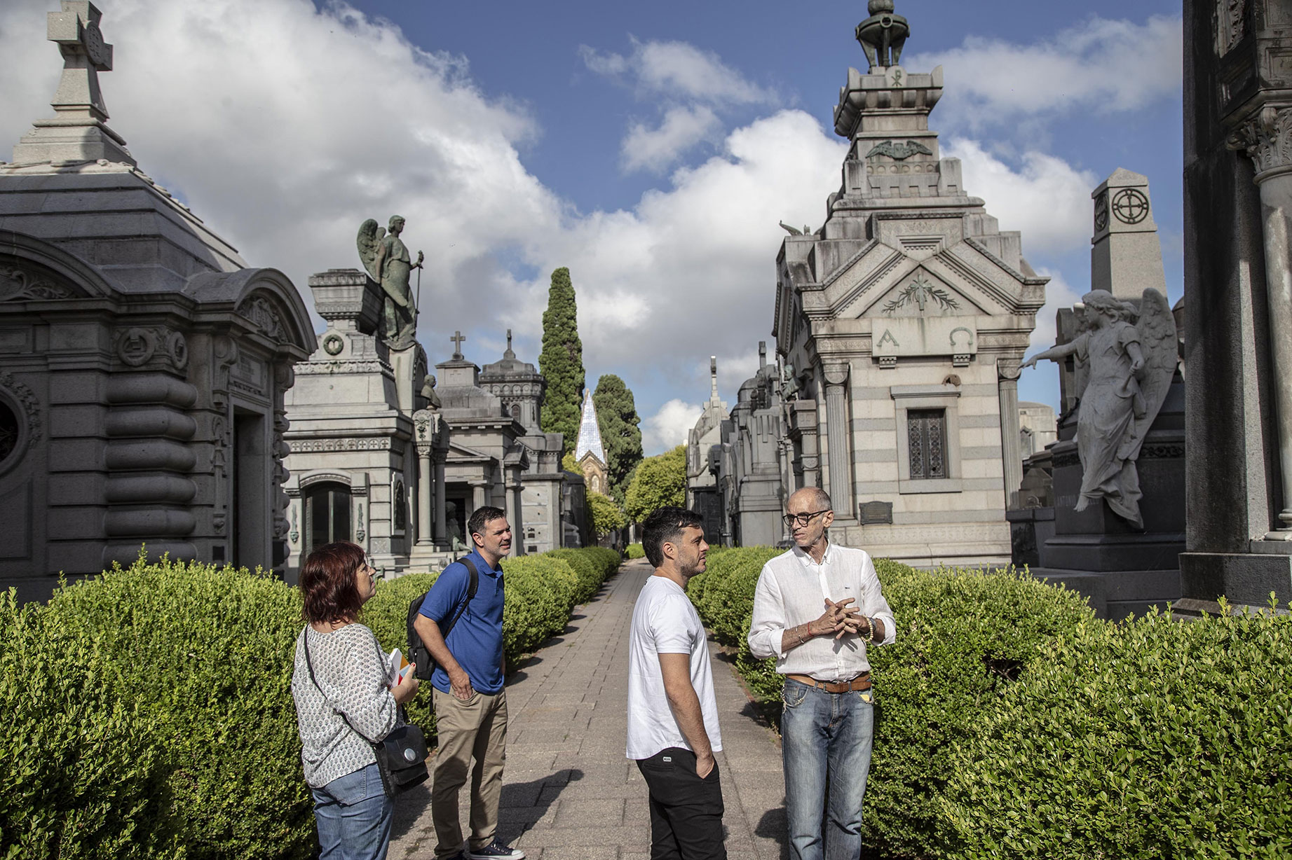 Rosario propone una visita gratuita al cementerio El Salvador
